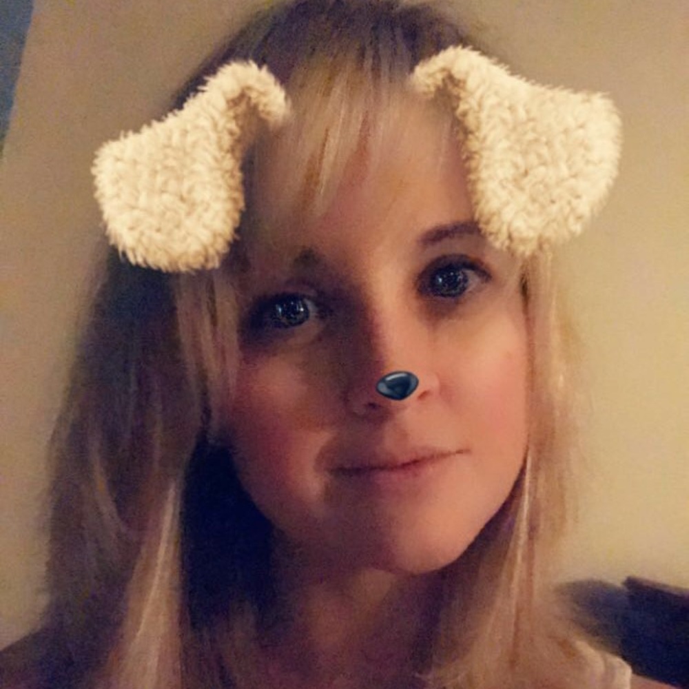 Meet your Posher, April